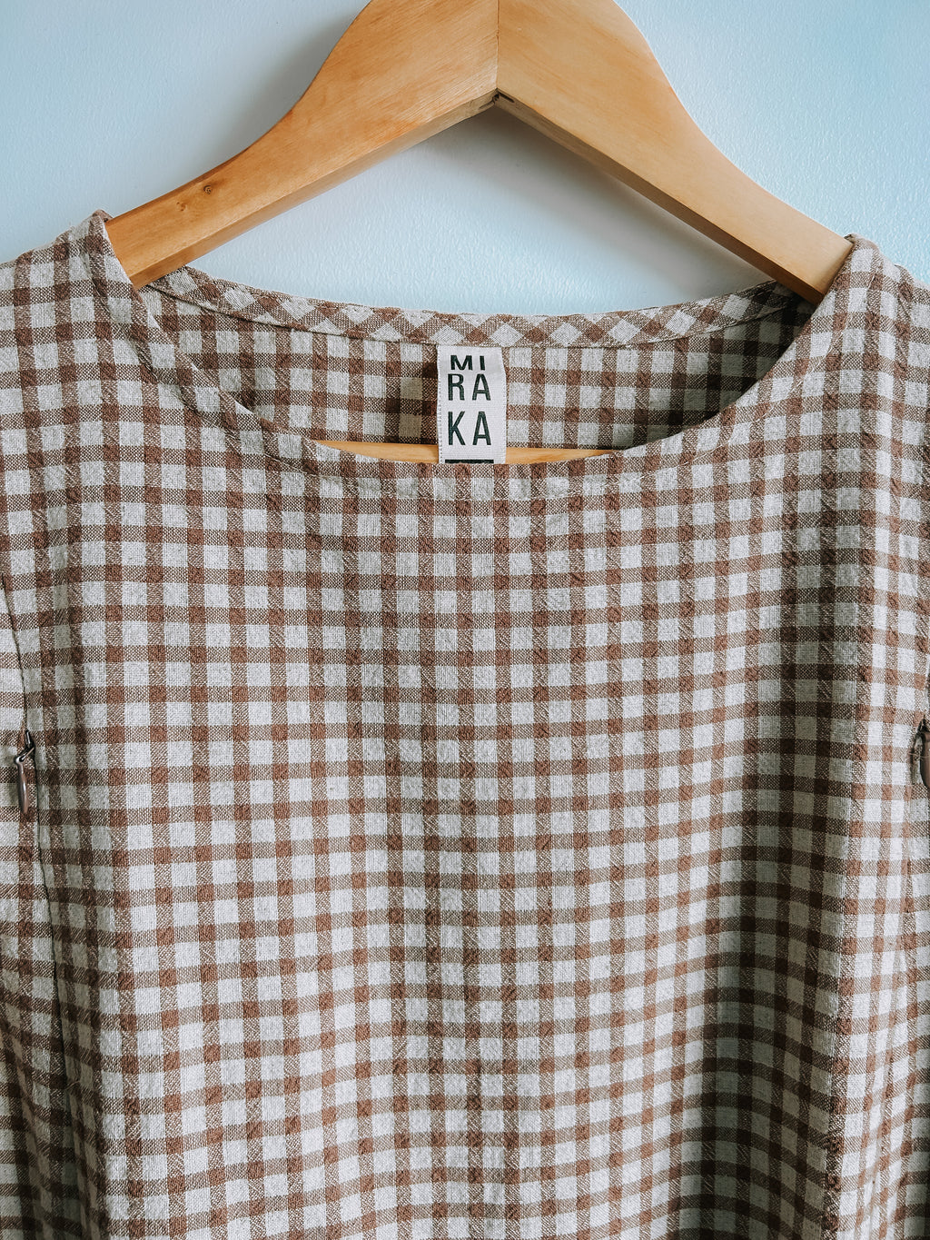 Mira Nursing Dress in cotton linen gingham – breastfeeding friendly dress with discreet zippers, designed in New Zealand